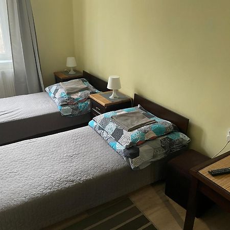 Apartamenty As Topolowa Краків Екстер'єр фото