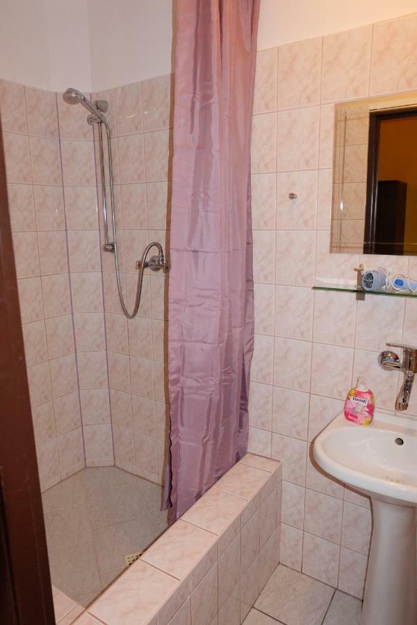 Apartamenty As Topolowa Краків Екстер'єр фото